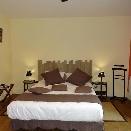 Bed and Breakfast Le Figuier De Pauline Luzech Экстерьер фото