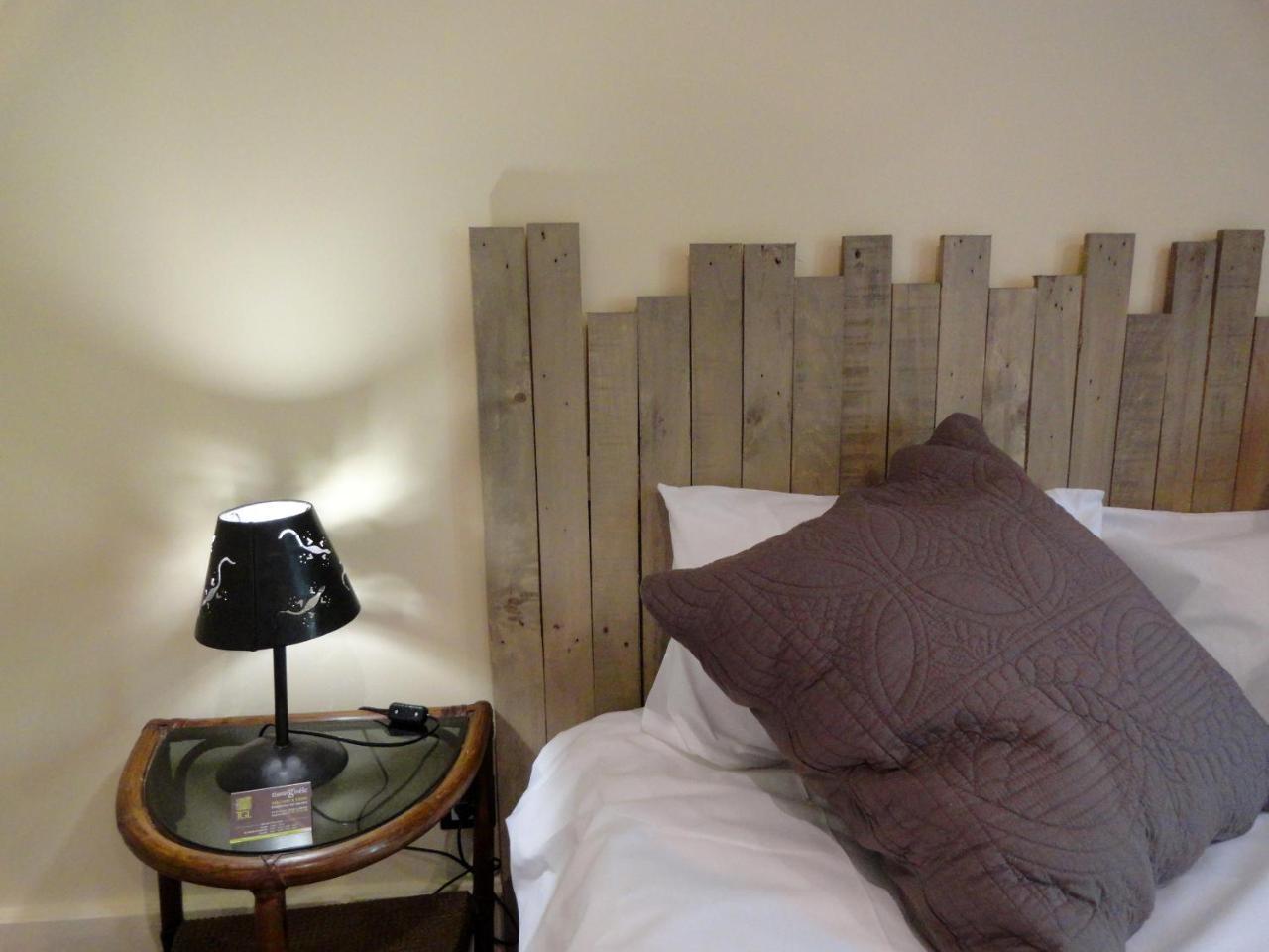Bed and Breakfast Le Figuier De Pauline Luzech Экстерьер фото